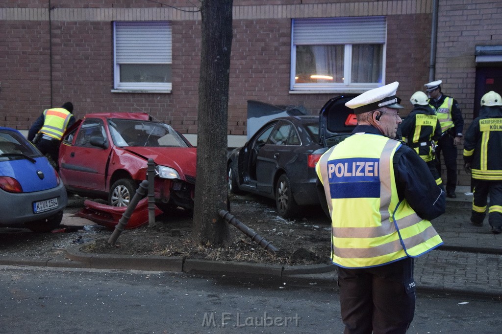 VU Koeln Porz Mitte Hauptstr P119.JPG - Miklos Laubert